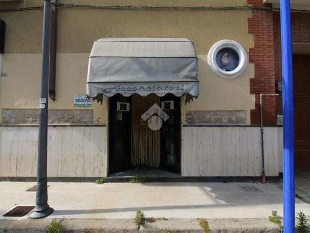 Locale in affitto di 25 m² in Piazza Pasquale Silvagni, 39