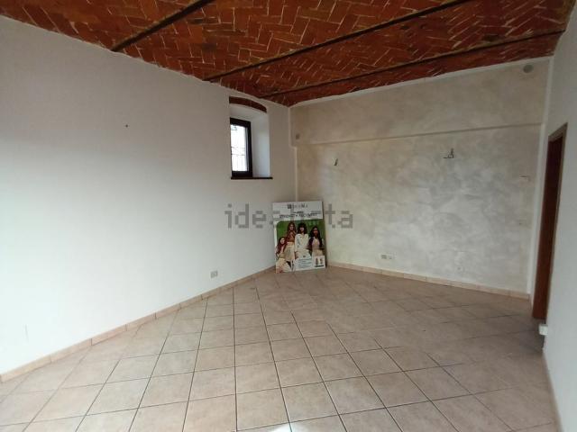 Locale in affitto di 25 m² in Via V. Gioberti, 30