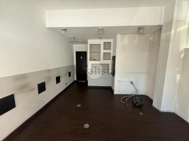 Locale in affitto di 25 m² in Via Ventimiglia, 169