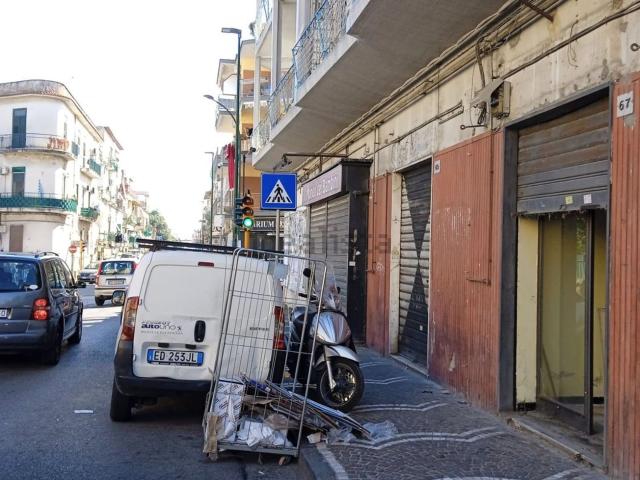 Locale in affitto di 25 m² in Via Vincenzo Janfolla, 403