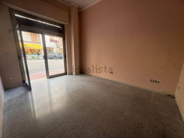 Locale in affitto di 25 m² in Via Alessandro de Franciscis