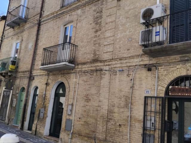 Locale in affitto di 25 m² in Via Canaccio