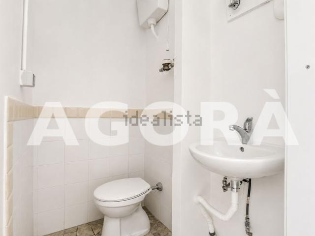 Locale in affitto di 25 m² in Via Giovanni Garau