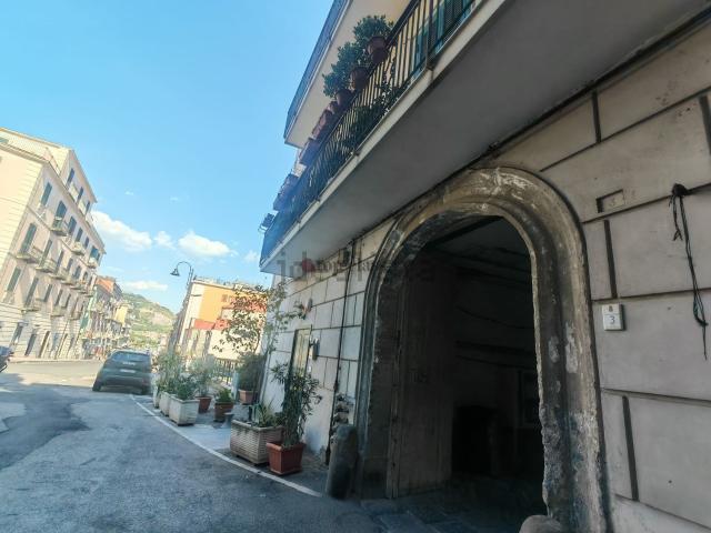 Locale in affitto di 25 m² in Via Giacomo Matteotti