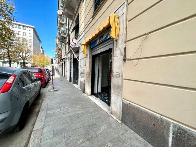 Locale in affitto di 25 m² in Via IV Novembre