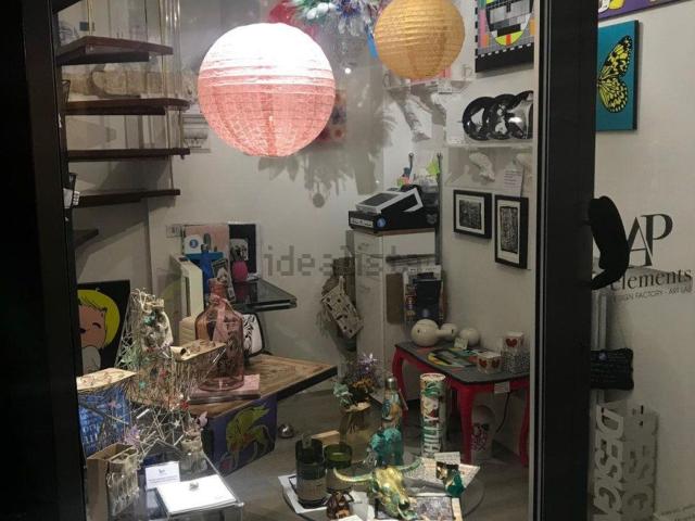 Locale in affitto di 25 m² in Via San Fermo