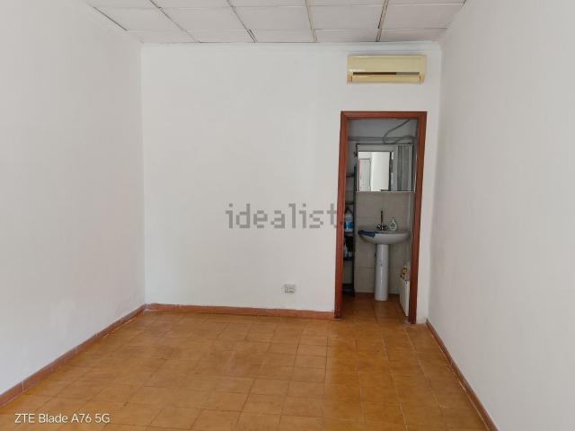 Locale in affitto di 25 m² in Viale del Lavoro, 43