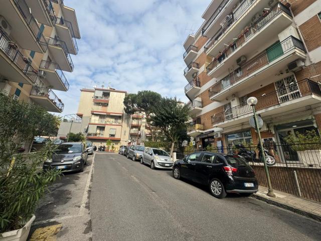 Locale in affitto di 25 m² in Viale Letizia, 3