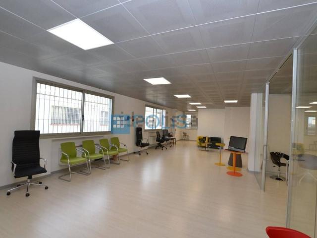 Locale in affitto di 260 m²
