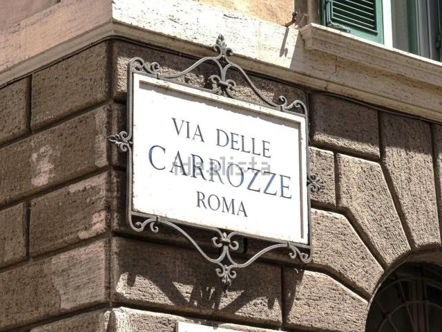 Locale in affitto di 260 m² in Via delle Carrozze