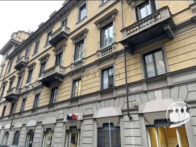 Locale in affitto di 263 m² in Via San Quintino, 29