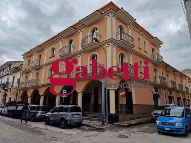 Locale in affitto di 265 m² in Via Guglielmo Marconi, 43