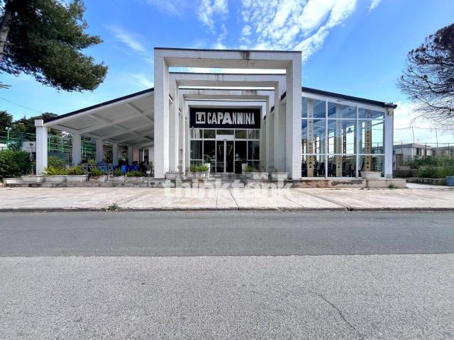 Locale in affitto di 265 m² in Viale Mazara del Vallo, 33