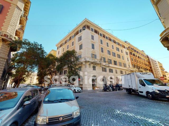 Locale in affitto di 26 m² in Via Angelo Poliziano, 59