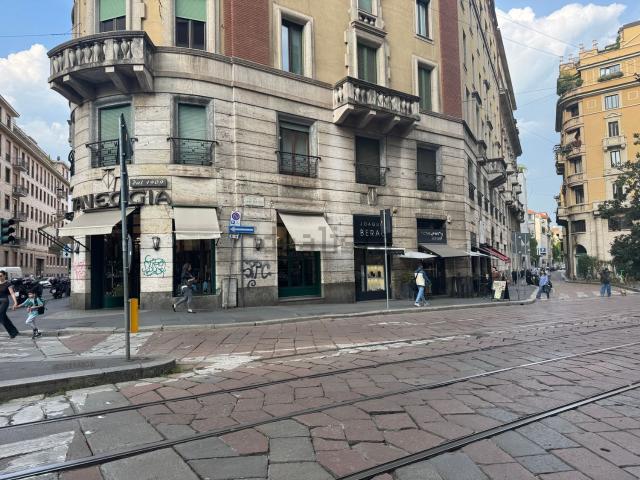 Locale in affitto di 26 m² in Via Cesare Battisti, 1