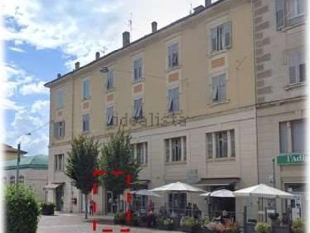 Locale in affitto di 26 m² in Via Dante, 33