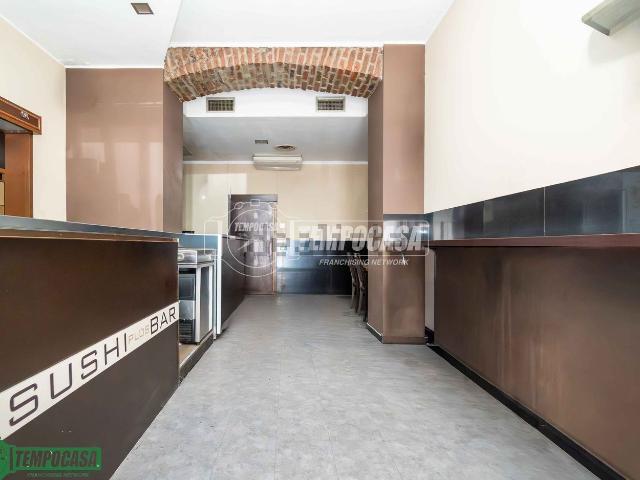 Locale in affitto di 26 m² in Via Gaspare Spontini, 4