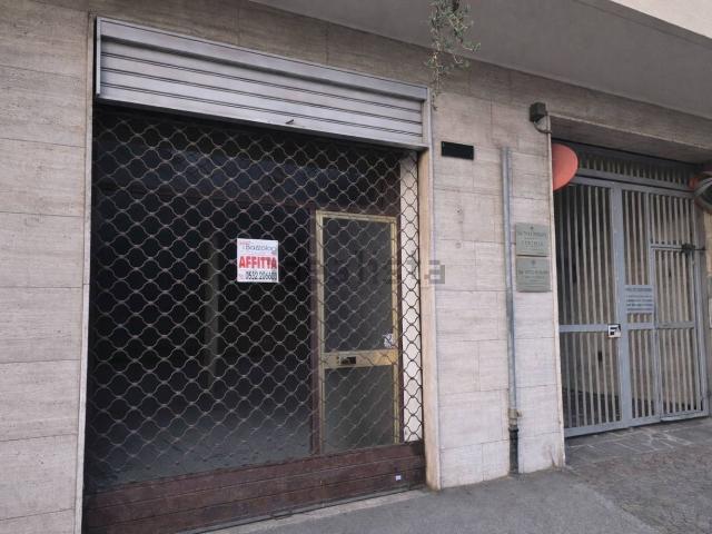 Locale in affitto di 26 m² in Viale Cavour