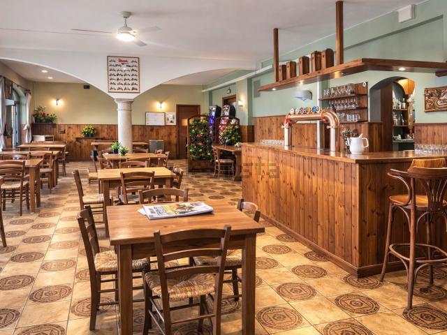 Locale in affitto di 274 m² in Via Cà Zenucchi, 25