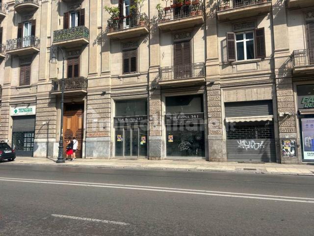 Locale in affitto di 277 m² in Via Roma