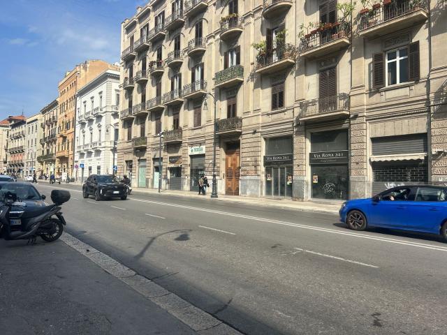 Locale in affitto di 277 m² in Via Roma, 341