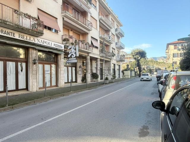 Locale in affitto di 280 m² in Corso Cristoforo Colombo, 26