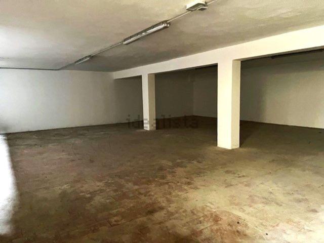 Locale in affitto di 290 m² in Via Mentana