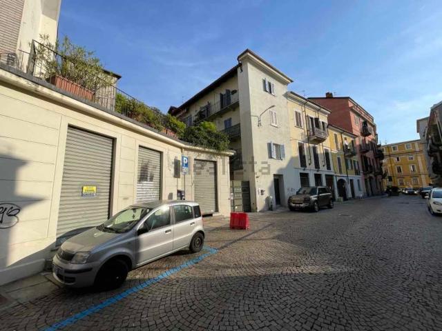 Locale in affitto di 29 m² in Via Palazzo di Giustizia, 11