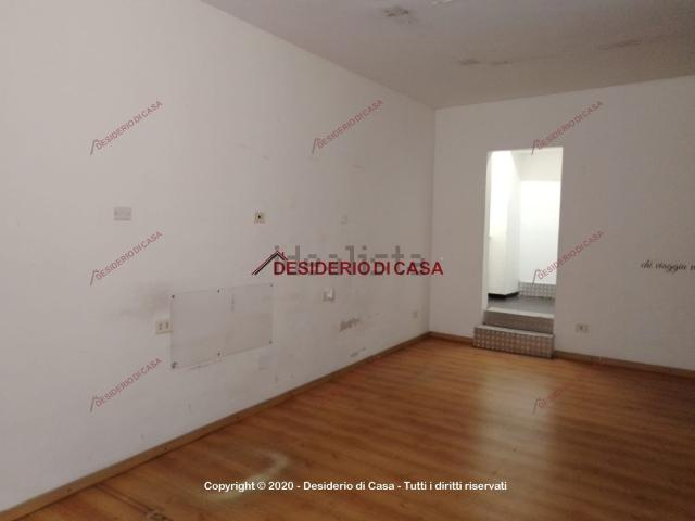 Locale in affitto di 33 m² in Via Vittorio Emanuele