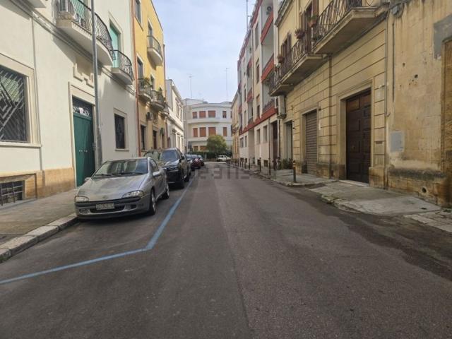 Locale in affitto di 300 m² in Via Bonaventura Mazzarella, 5