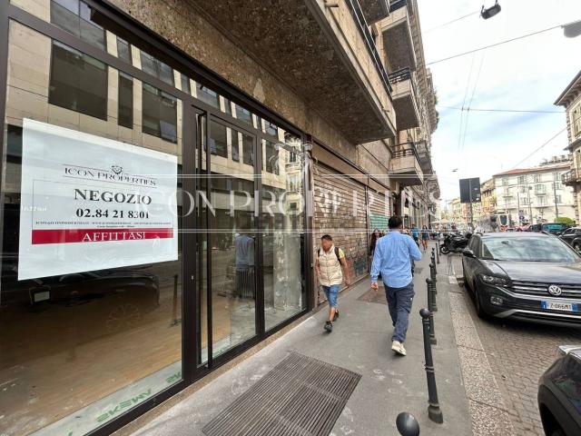 Locale in affitto di 300 m² in Via Broletto, 39