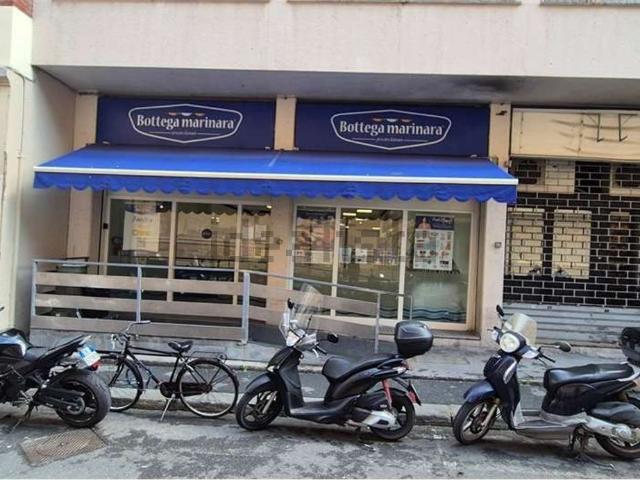 Locale in affitto di 300 m² in Via Gherardi del Testa