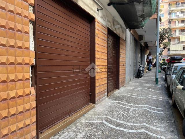 Locale in affitto di 300 m² in Via Giustino Fortunato, 49