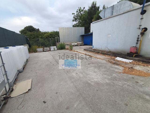 Locale in affitto di 300 m² in Via Marigliano
