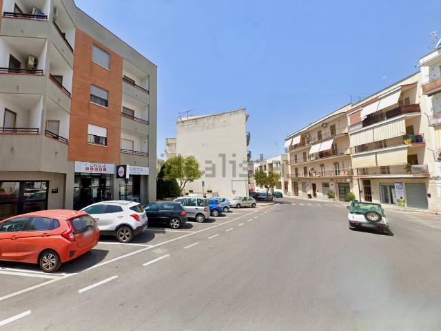 Locale in affitto di 300 m² in Via San Pardo, 75