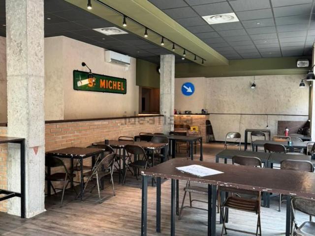 Locale in affitto di 300 m² in Via Timavo