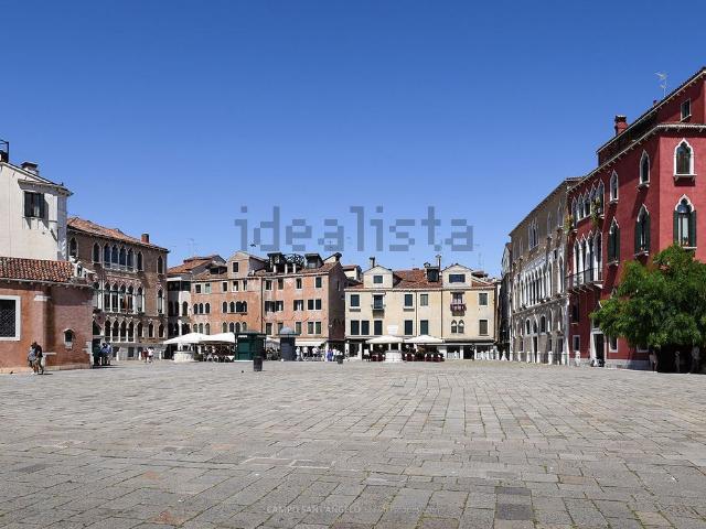 Locale in affitto di 30 m² in Calle de la Mandola