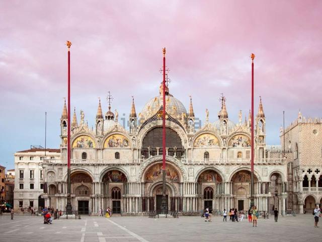 Locale in affitto di 30 m² in Piazza San Marco