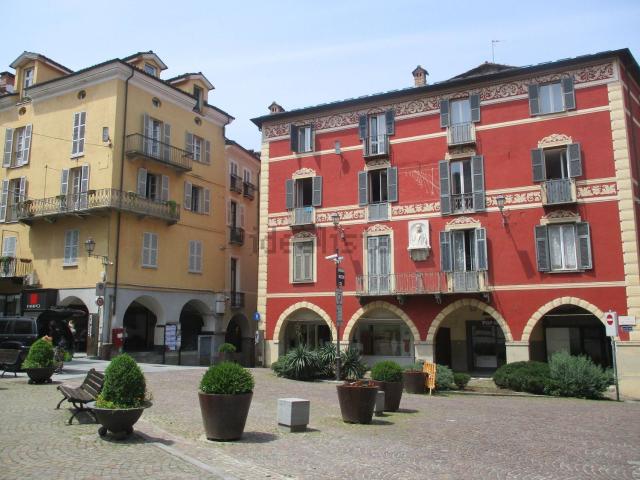 Locale in affitto di 30 m² in Piazza San Pietro