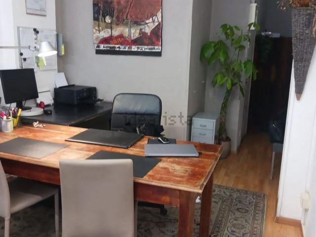 Locale in affitto di 30 m² in Strada Luigi Carlo Farini
