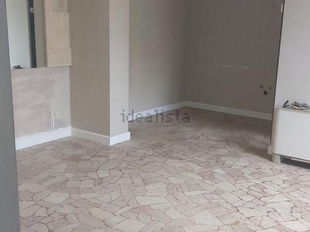 Locale in affitto di 30 m² in Via Volto
