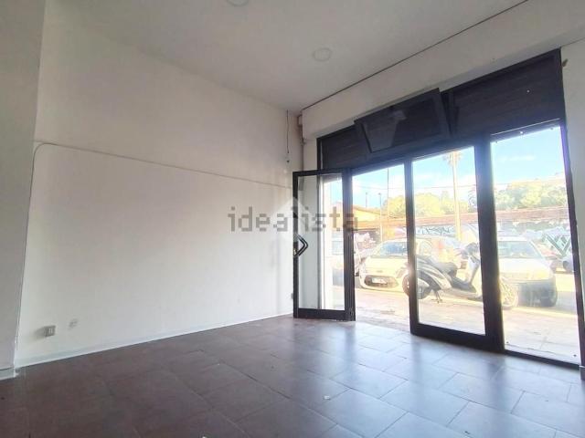 Locale in affitto di 30 m² in Via Andrea Cirrincione, 16