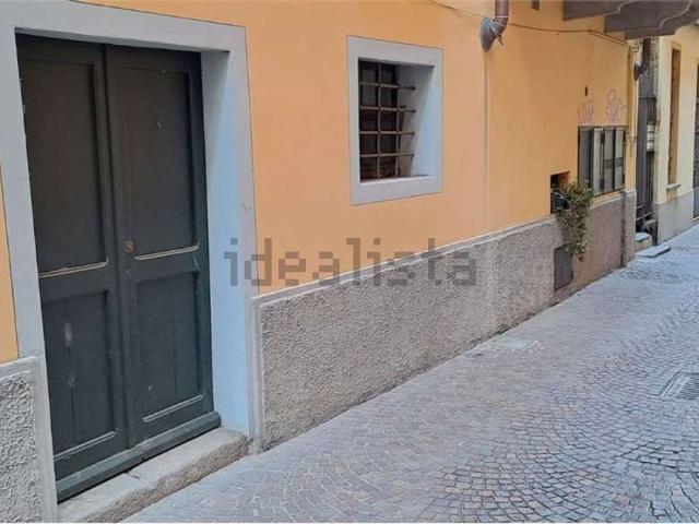 Locale in affitto di 30 m² in Via Antonio Cantova