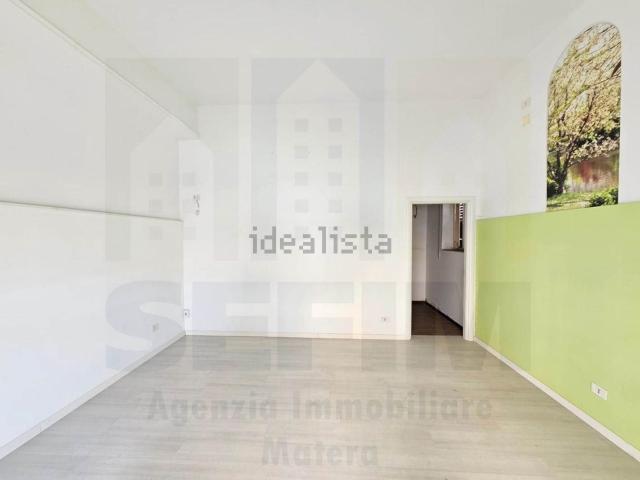 Locale in affitto di 30 m² in Via Antonio Passarelli