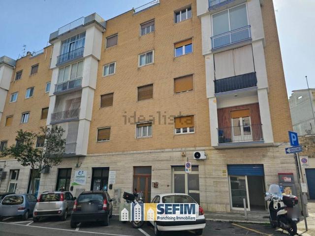 Locale in affitto di 30 m² in Via Antonio Passarelli