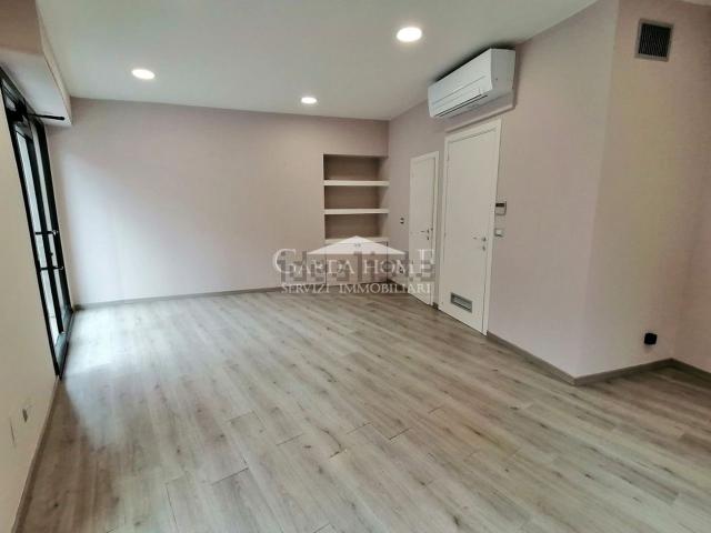 Locale in affitto di 30 m² in Via Canonica, 6