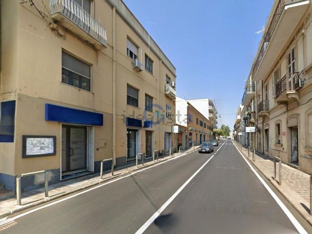 Locale in affitto di 30 m² in Via Corace, 14