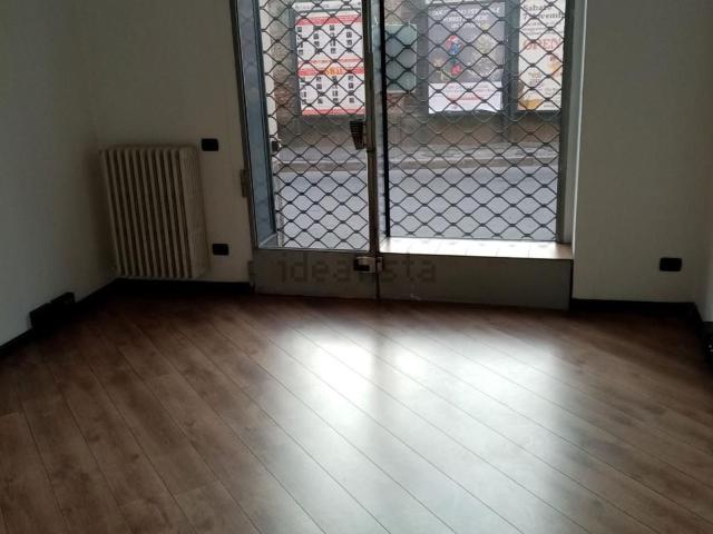 Locale in affitto di 30 m² in Via Dei Mille, 14