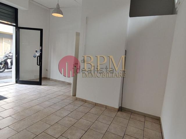 Locale in affitto di 30 m² in Via del Bosco, 3