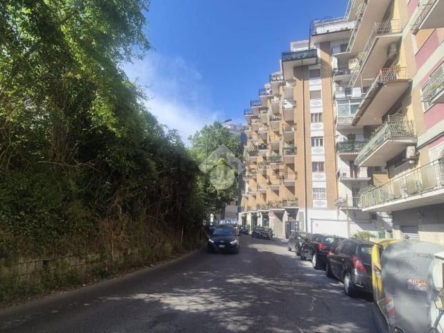 Locale in affitto di 30 m² in Via Gabriele Jannelli, 496